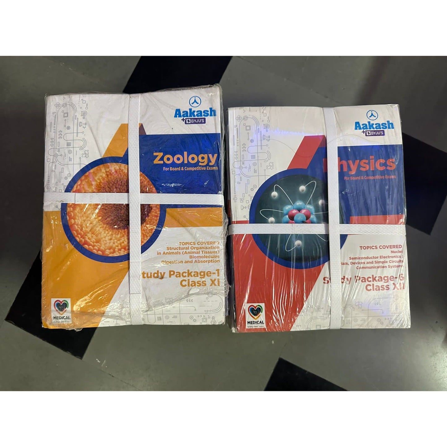 AAKASH [2024 Ed.] Study Material for Boards + NEET | Physics, Chemistry, Biology | Complete Package For Class 11 & 12 | 42 books